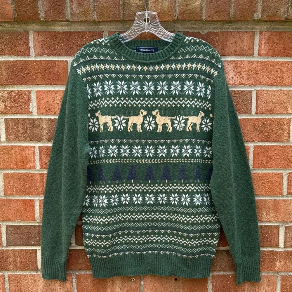 Crown & Ivy Green and White Crewneck Sweater